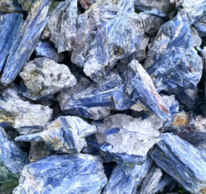 Rough Kyanite